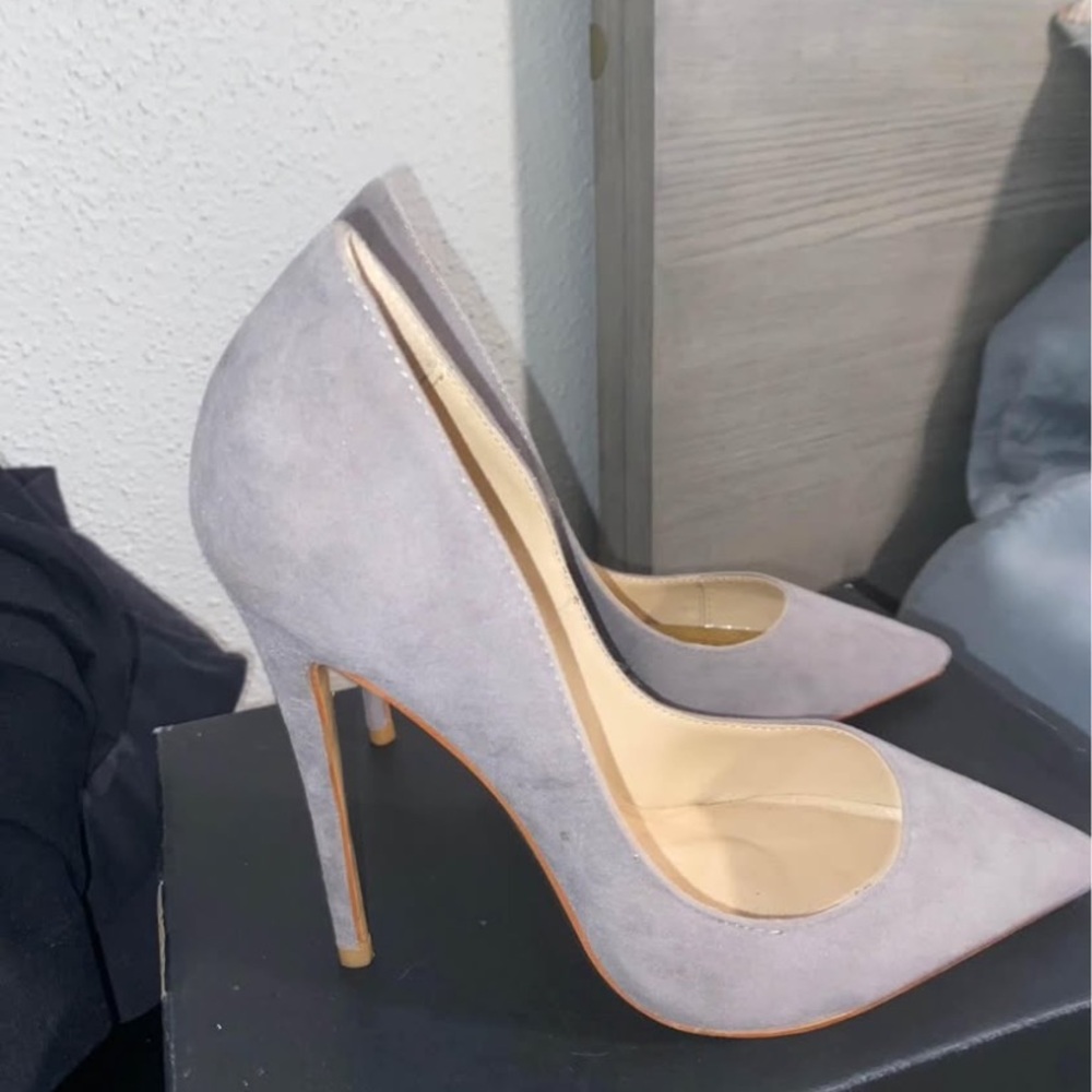 Gray pointed Stiletto Heels